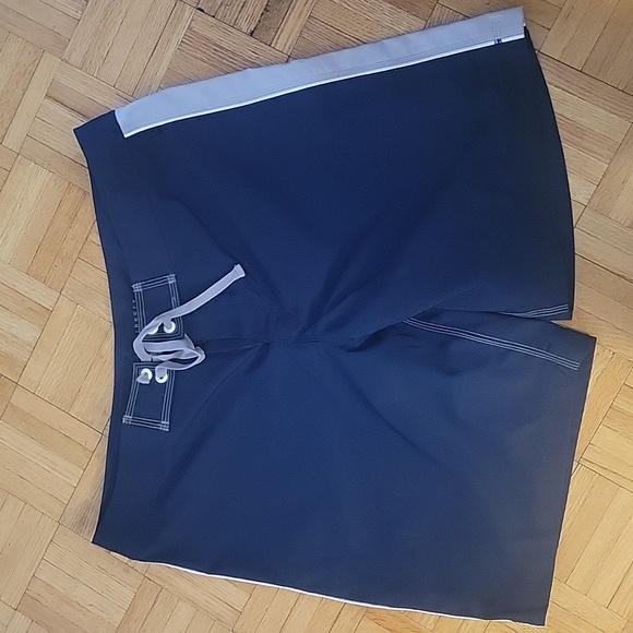 Men's swim trunks - Picture 1 of 4